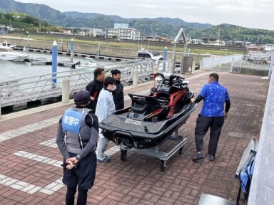 愛知県豊川市　水上オートバイ講習行っています！
