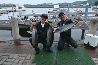 シャチくんと釣りYouTuber「ファンキー山岡」様釣果！