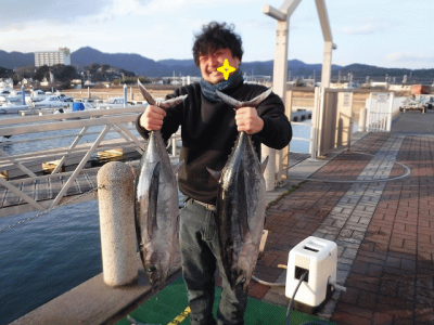 マグロと人.png